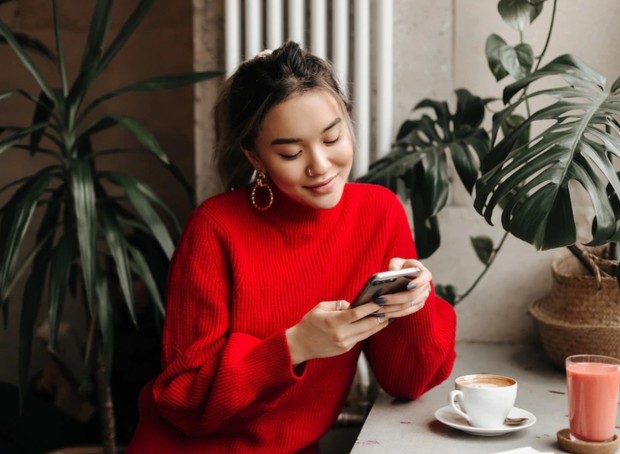 Tanyakan apa tujuan mereka memakai apikasi kencan online/Foto: freepik.com/lookstudio