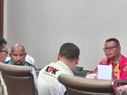 Ketua KPK Firli Bahuri dan Tim Temui Lukas Enembe di Kediamannya di Jayapura