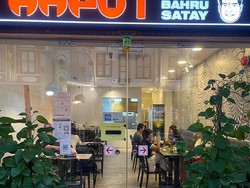 Kisah Warung Sate Babi Legendaris yang Terpaksa Tutup