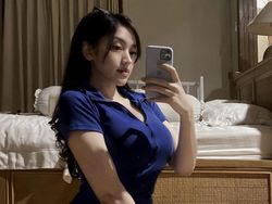 Momen Amanda Zahra Nonton Konser LANY Bareng Marlo