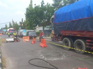 Jembatan Plaosan Babat-Lamongan Ambles gegara Ujung Girder Anjlok Jembatan Plaosan Babat-Lamongan Ambles gegara Ujung Girder Anjlok