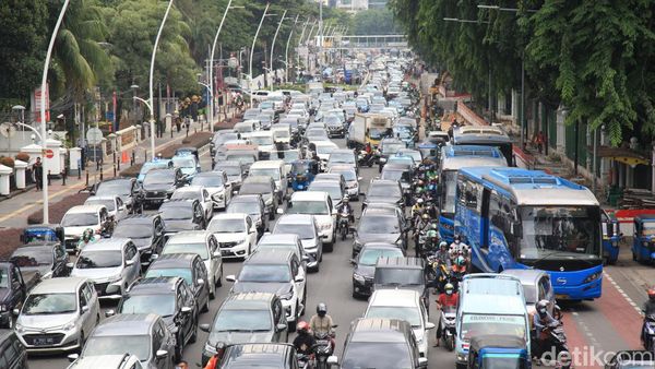 Arus Lalin Seputaran Gambir-Istiqlal Macet Jelang Aksi 411