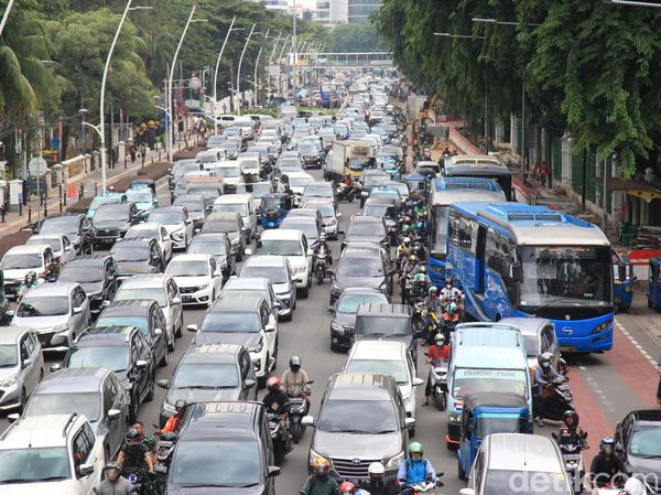 Arus Lalin Seputaran Gambir-Istiqlal Macet Jelang Aksi 411
