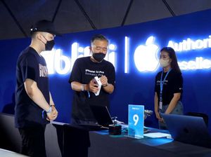 Potret Keseruan Berburu iPhone 14 Series Lewat Omnichannel Potret Keseruan Berburu iPhone 14 Series Lewat Omnichannel