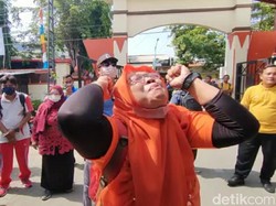Tangis Guru Honorer di Brebes gegara Formasi PPPK Dibatalkan