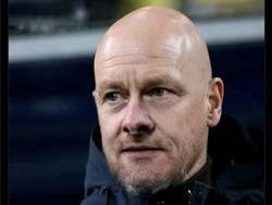 Bahkan Ole Gunnar Solskjaer pun dibilang tak bakal berani memainkan Maguire jadi striker seperti Erik ten Hag. Foto: dok. Twitter
