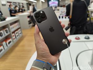 Netizen Bandingkan Kamera iPhone XR vs iPhone 14, Kamu Dukung Siapa? Netizen Bandingkan Kamera iPhone XR vs iPhone 14, Kamu Dukung Siapa?