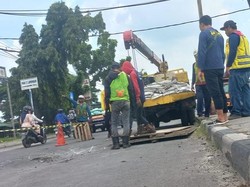 Siap-siap Macet Lamongan-Babat Saat Jembatan Ambles Plaosan Dibongkar Total