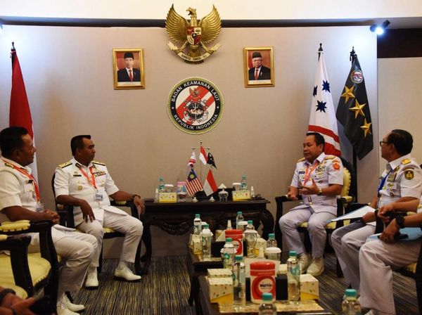 Momen Hangat Kepala Bakamla Terima Delegasi Malaysia-Singapura