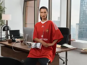 Daftar 5 Fashion Brand Korban Typo, Adidas di Urutan Teratas Daftar 5 Fashion Brand Korban Typo, Adidas di Urutan Teratas