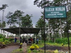 Tenda Dipasang di TPU Lokasi Autopsi Korban Tragedi Kanjuruhan Besok
