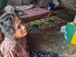 Kisah Pilu Mak Ajah, Hidup dalam Kesendirian di Usia Senja