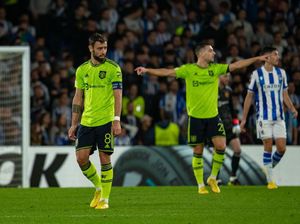 Hampir Saja, MU, Hampir...