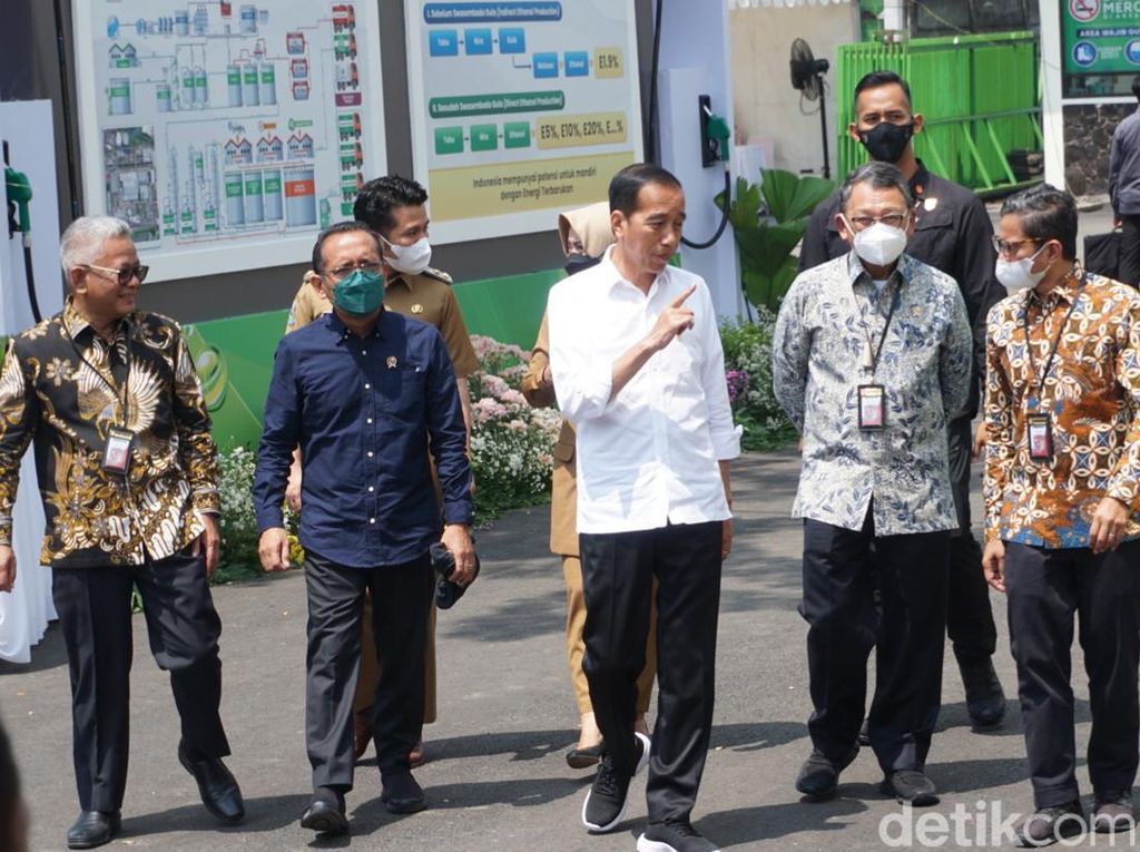 Indonesia Butuh 10 Pabrik Bioetanol untuk Hasilkan 7 Juta BBM Etanol Indonesia Butuh 10 Pabrik Bioetanol untuk Hasilkan 7 Juta BBM Etanol