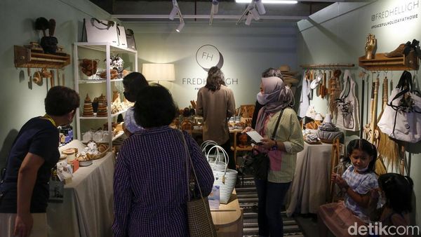 Ratusan Brand Lokal Mejeng di Plaza Senayan