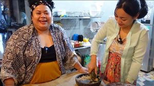 Sederhana dan Nyaman, Ini 10 Potret Dapur Rumah Hesti Purwadinata