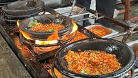 Hot! Sambal Bakar Mang Ujang di Bandung Bikin Keringetan