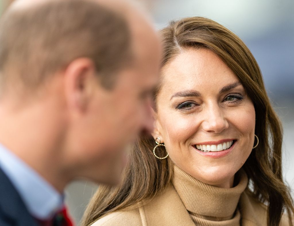 Beda Gaya Kate Middleton, Camilla Parker-Bowles, dan Ratu Letizia Pakai