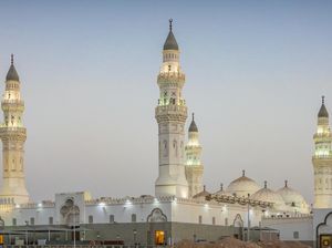 6 Masjid yang Biasa Diziarahi Selain Nabawi dan Haram 6 Masjid yang Biasa Diziarahi Selain Nabawi dan Haram