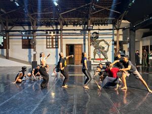 Jelang Pagelaran Sabang Merauke, Seniman dan Musisi Latihan di 2 Kota