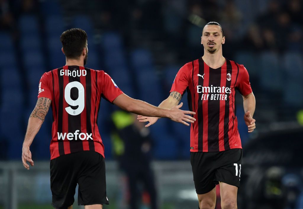 ROME, ITALY - APRIL 24: Olivier Giroud and Zlatan Ibrahimovic of AC Milan gesture during the Serie A match between SS Lazio and AC Milan at Stadio Olimpico on April 24, 2022 in Rome, Italy.  (Photo by Giuseppe Bellini/Getty Images)