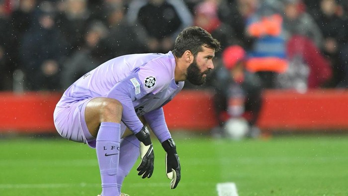 LIVERPOOL, ENGLAND - NOVEMBER 01: Liverpools Alisson Becker during the UEFA Champions League group A match between Liverpool FC and SSC Napoli at Anfield on November 1, 2022 in Liverpool, United Kingdom. (Photo by Dave Howarth - CameraSport via Getty Images)
