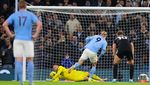 Foto: Erling Haaland si Robot Beraksi Lagi, Man City Menang Lagi