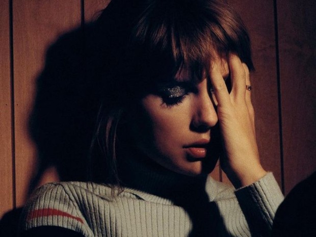 Foto teaser album Midnights/Foto: Instagram.com/taylorcosmos Pesan keguguran dalam lagu Taylor Swift