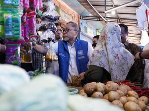 Mendag Zulhas Kaget Harga Cabai dan Ayam di Makassar Terlalu Murah