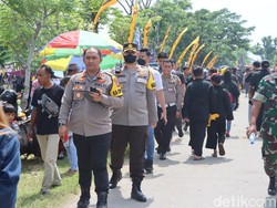 Rawan Bentrok, Ratusan Polisi-TNI AD Jaga Ketat Haul PSHW di Ngawi