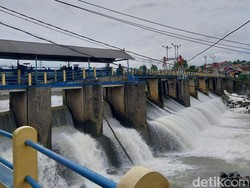 Status Bendung Katulampa Normal Siang Ini, Tinggi Muka Air 30 Cm