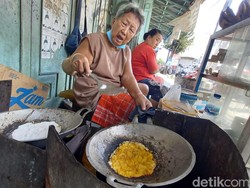 Manis Gurihnya Kue Tempel, Jajanan Jadul Khas Kota Tegal