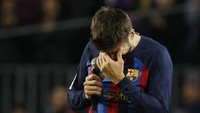 Pique pun tak kuasa untuk menahan air mata yang menetes saat menyampaikan pidato perpisahan. Dalam pidato perpisahannya Pique mengucapkan terima kasih kepada rekan setim, staf, dan semua orang yang telah membantunya di tim.