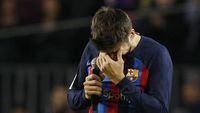 Tangisan Gerard Pique Saat Berpisah dari Barcelona