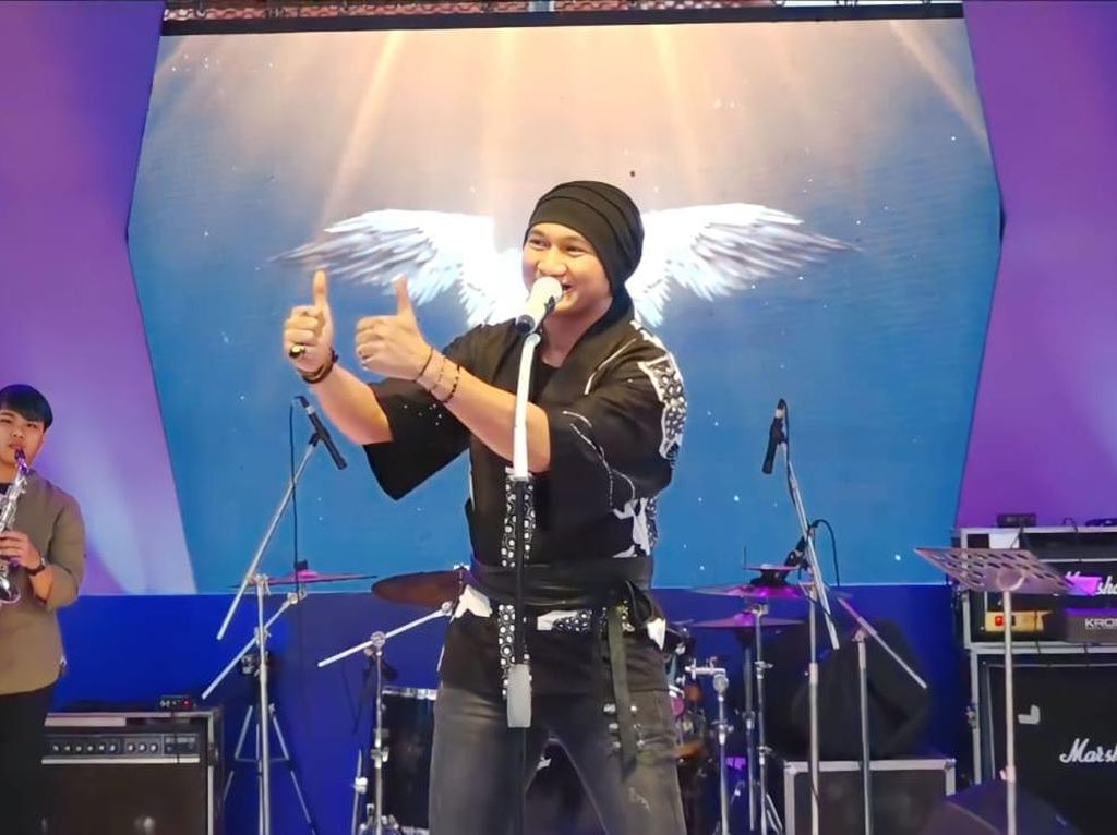 Konser Mini nan Intim Jadi Hiburan Utama di Kota Kecil Indonesia Konser Mini nan Intim Jadi Hiburan Utama di Kota Kecil Indonesia