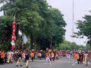 Kerinduan Warga Surabaya Terobati dengan Kemeriahan Parade Soerabaja Djoeang