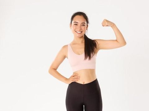 Perempuan olahraga/Foto: Freepik.com/Benzoix