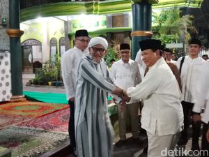 Rais Aam PBNU Buka-bukaan soal Pertemuan Tertutup dengan Prabowo Rais Aam PBNU Buka-bukaan soal Pertemuan Tertutup dengan Prabowo