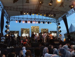 Ardhito Pramono Pukau Penonton Senggigi Sunset Jazz di Lombok