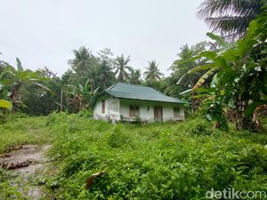 Sarat Kisah Mistis, Ini Potret Rumah Terakhir di Gang Gendruwo Kulon Progo Sarat Kisah Mistis, Ini Potret Rumah Terakhir di Gang Gendruwo Kulon Progo