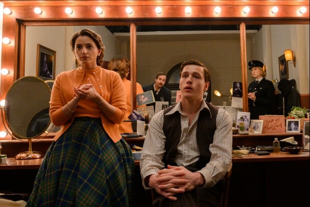 Visual Cantik Bergaya Klasik