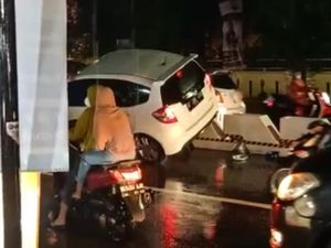 Kecelakaan 3 Kendaraan di Medan gegara Pembatas Jalan Tak Ada Tanda