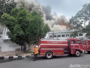 Kantor Wali Kota Bandung Terbakar Kantor Wali Kota Bandung Terbakar