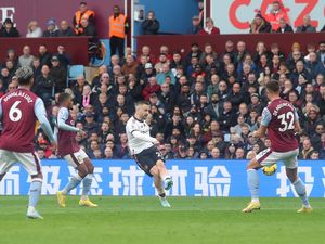 MU Punya Momen Bagus, tapi Lagi Kesulitan di Markas Aston Villa MU Punya Momen Bagus, tapi Lagi Kesulitan di Markas Aston Villa