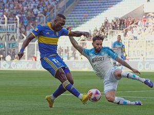 Pertandingan Sepakbola Paling Kacau: 10 Kartu Merah!