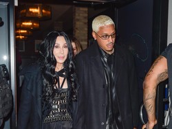 Cher Siap Menikah Lagi Menjelang Usia 80 dengan Pria 39 Tahun