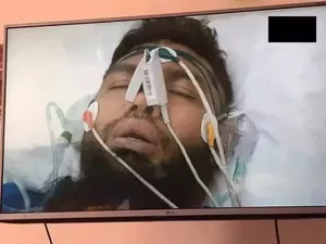 8 Adegan Sakit Ngadi-ngadi ala Sinetron RI Ini Bikin Ngakak Terheran-heran 8 Adegan Sakit Ngadi-ngadi ala Sinetron RI Ini Bikin Ngakak Terheran-heran