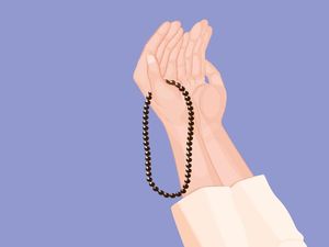 Dzikir Malam 1 Rajab Lengkap Bacaan Istighfar hingga Doa Dzikir Malam 1 Rajab Lengkap Bacaan Istighfar hingga Doa
