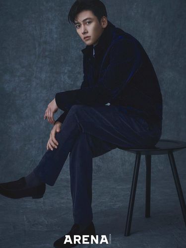 Ji Chang Wook/ Foto : instagram.com/jichangwook/