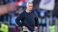 Mereka bertahan dengan baik setelah bikin gol. Kami juga tidak bisa memangi duel individu, keluh Mourinho dilansir dari DAZN (Getty Images)